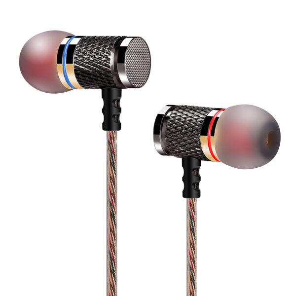 High-End Earphones with Enhanced Bass - Image 3